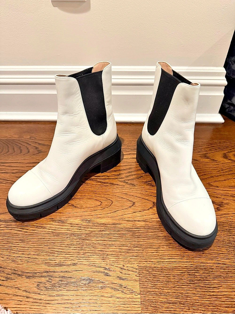 Stuart Weitzman Dylan Chelsea Boot White & Black Ankle Boots
